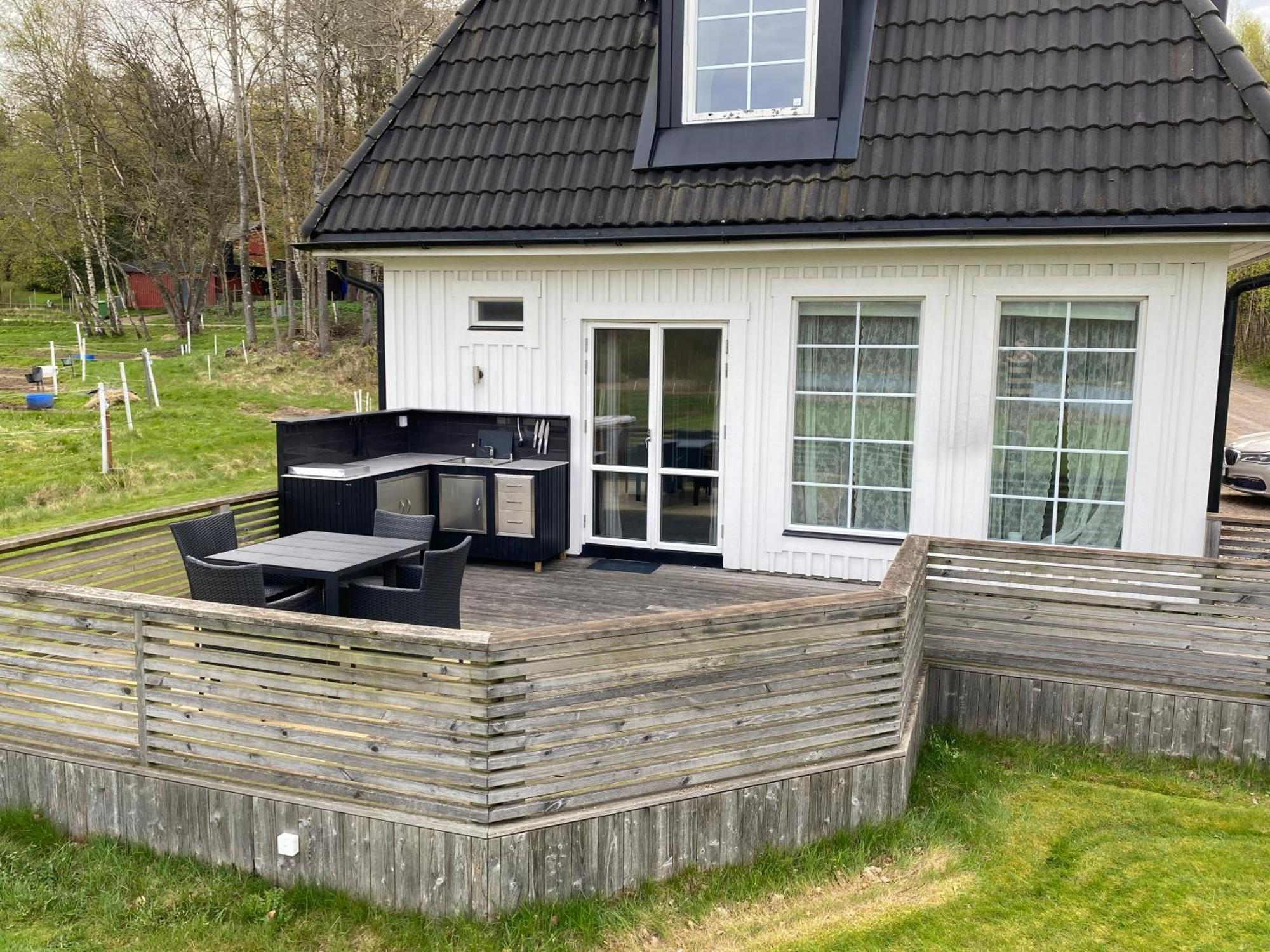 Skedala Horsefarm Apartment Халмщад Екстериор снимка
